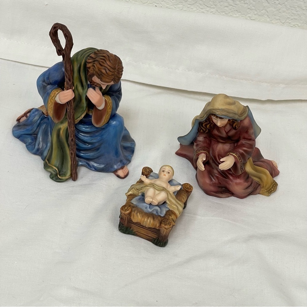 Thomas Kinkade 2001 Lot Christ Child Mary Joseph Nativity Christmas. - Picture 4 of 9